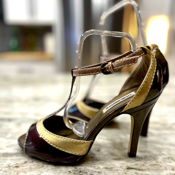 Steve Madden Patent Leather Brown/Gold T-Strap Shoes - Picture 4 of 11